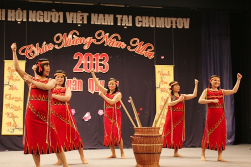 ชาวเวียดนามที่พำนักอาศัยในคิวบาและสาธารณรัฐเช็กต้อนรับปีใหม่